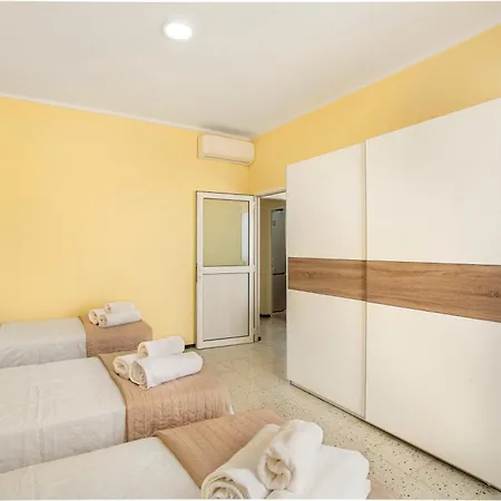 Casa Angela Pino 19_21 라스팔마스